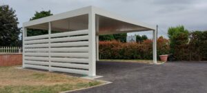 Carport Semi-fermé