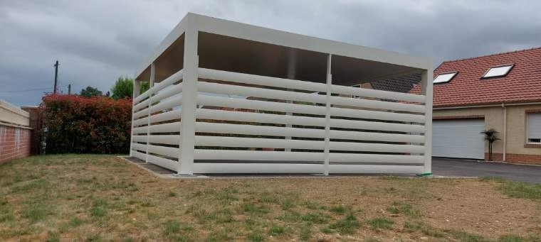 Carport Semi-fermé